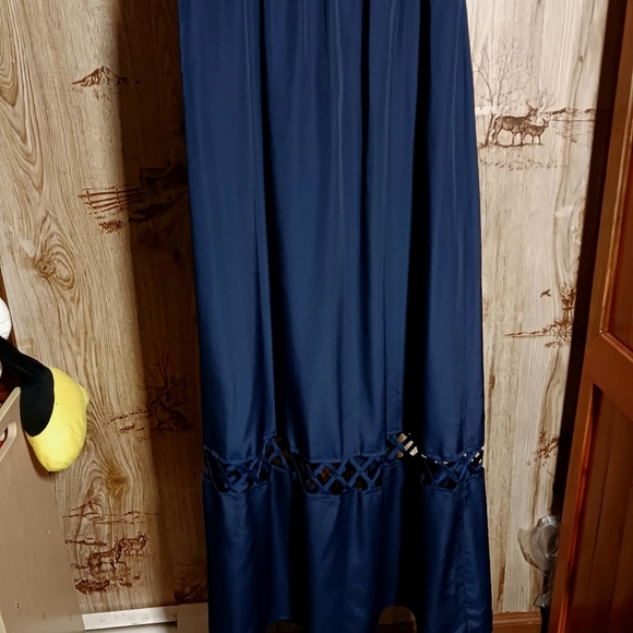 As U Wish Navy Lattice Lace Sleevless Maxi Dress Size Medium - Picture 6 of 12